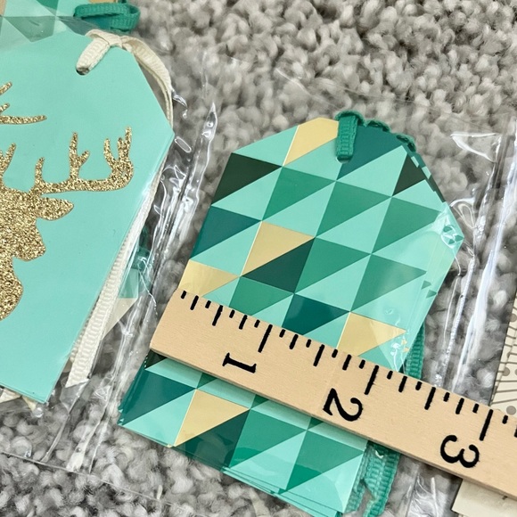 9 pkgs - Hallmark Gift Tags (108 tags) NWT - Picture 7 of 10